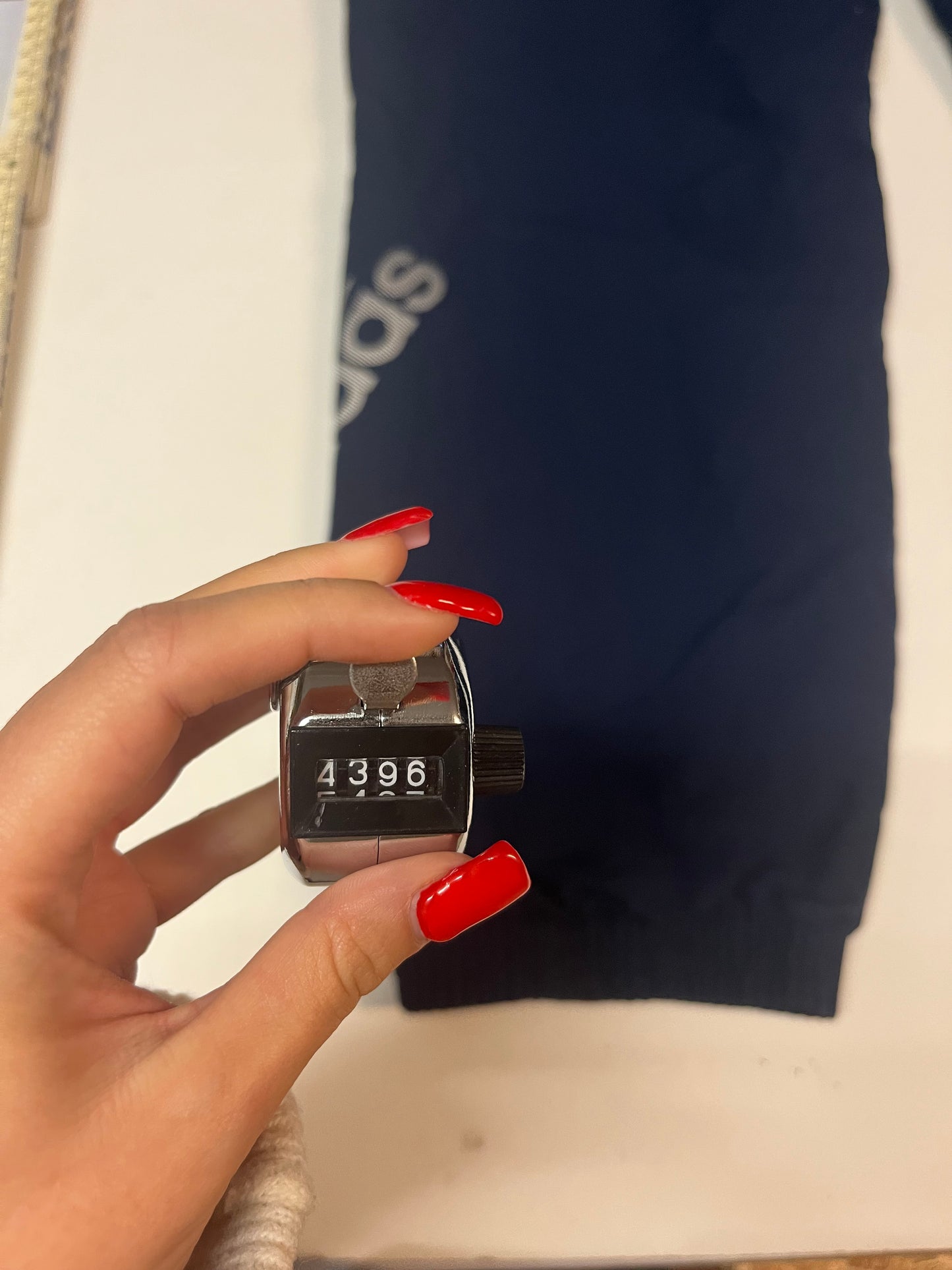 Vintage Adidas Trackpants XL fit L 4396