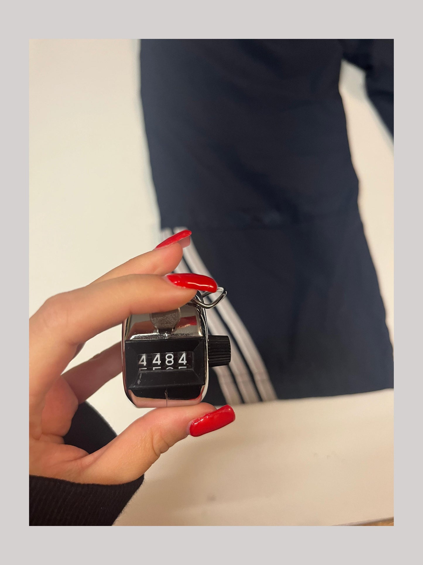 Vintage Adidas Trackpants baggy L kurze Beine 4484