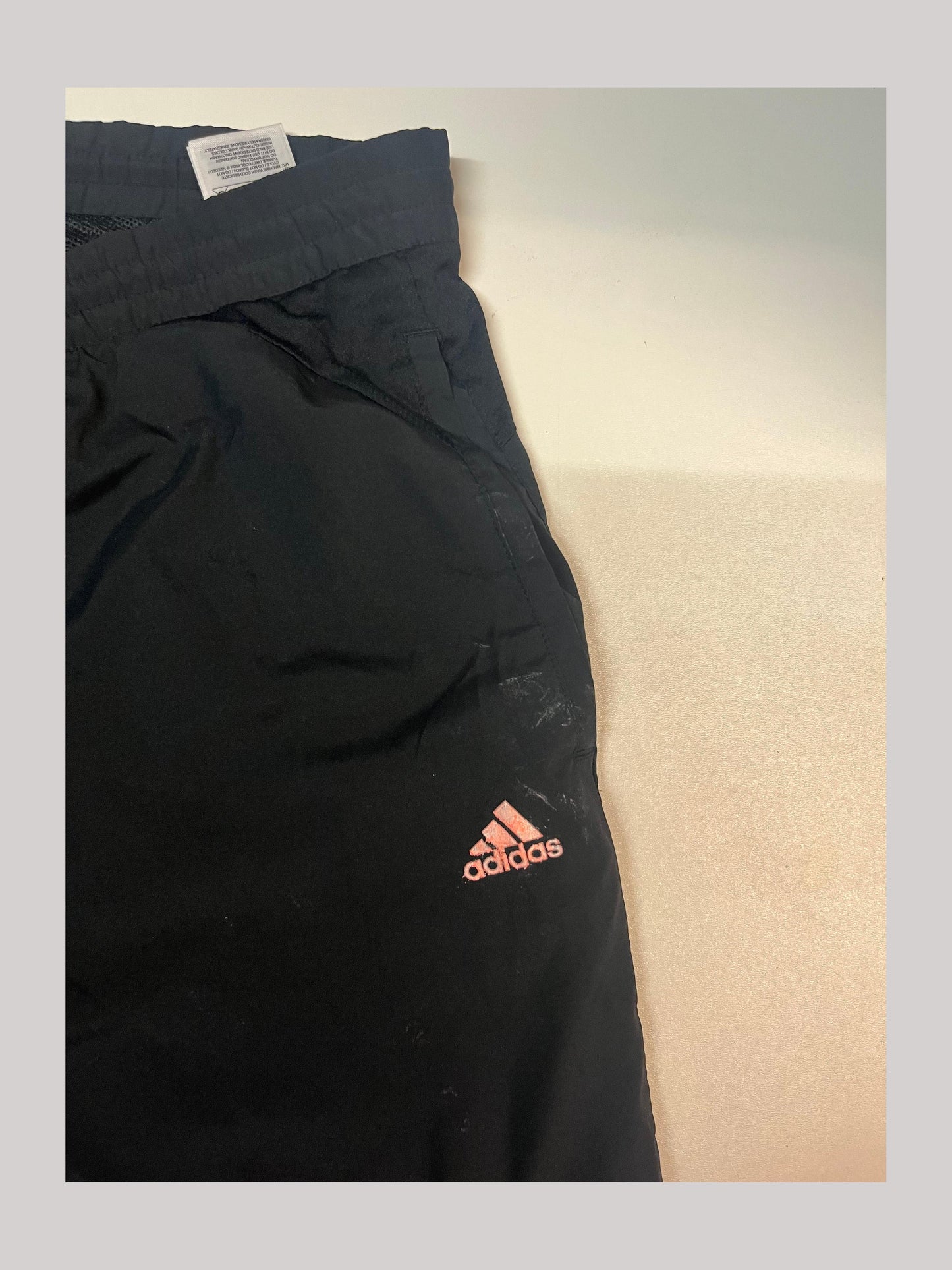 Vintage Adidas Trackpants XL Bund beschädigt 4309