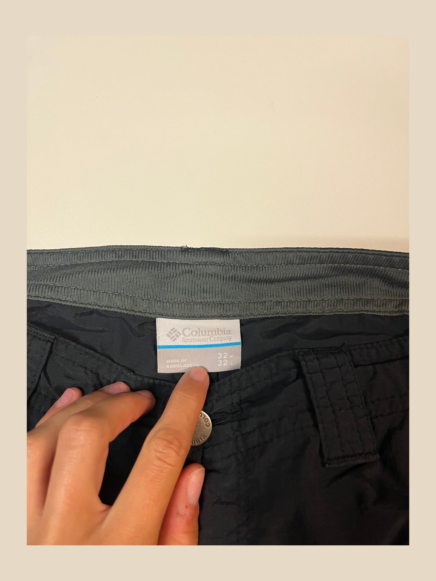 Columbia Vintage Cargo Pants 32 Baggy 3415