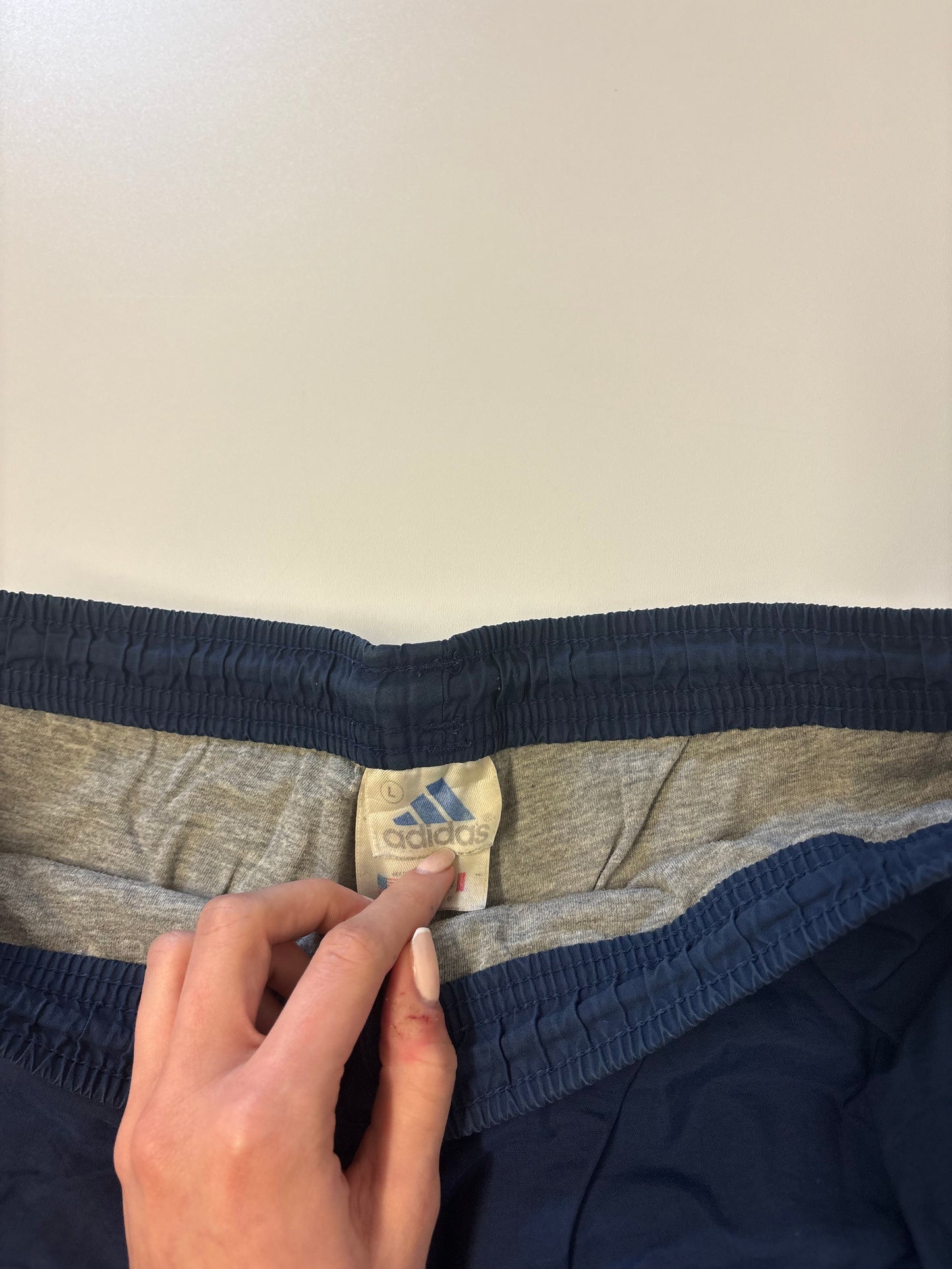 Adidas Vintage Trackpants L baggy 6895