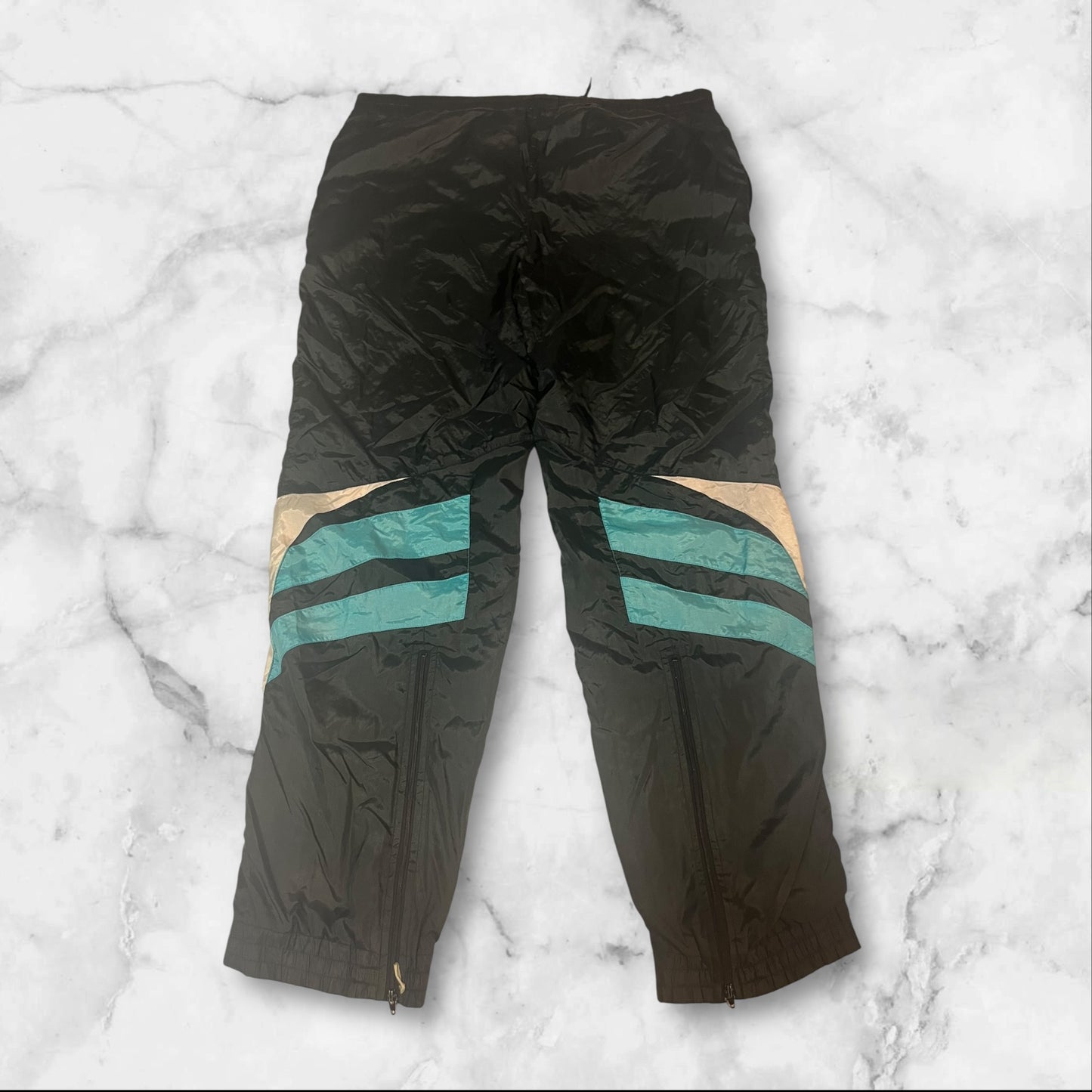 Vintage Reebok Trackpants M Bund beschädigt 3916