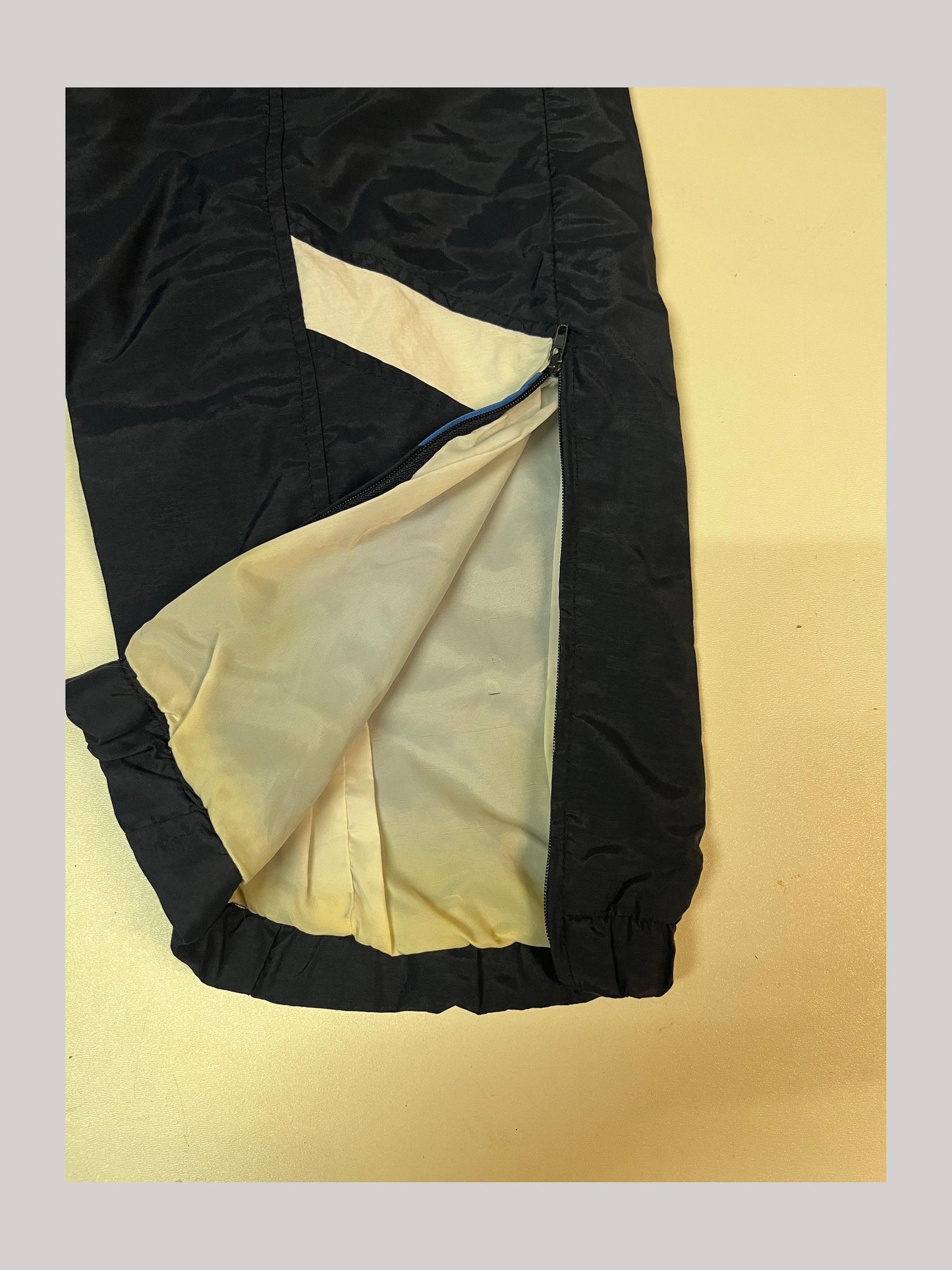 Umbro Vintage Trackpants xl ohne Seil baggy 4453