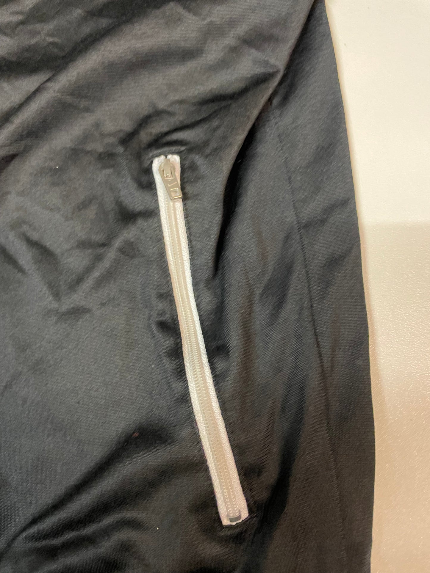 Nike Vintage Trackjacket M 4950 Reißverschluss beschädigt