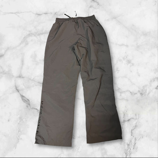 Under Amour Vintage Trackpants L baggy 4113