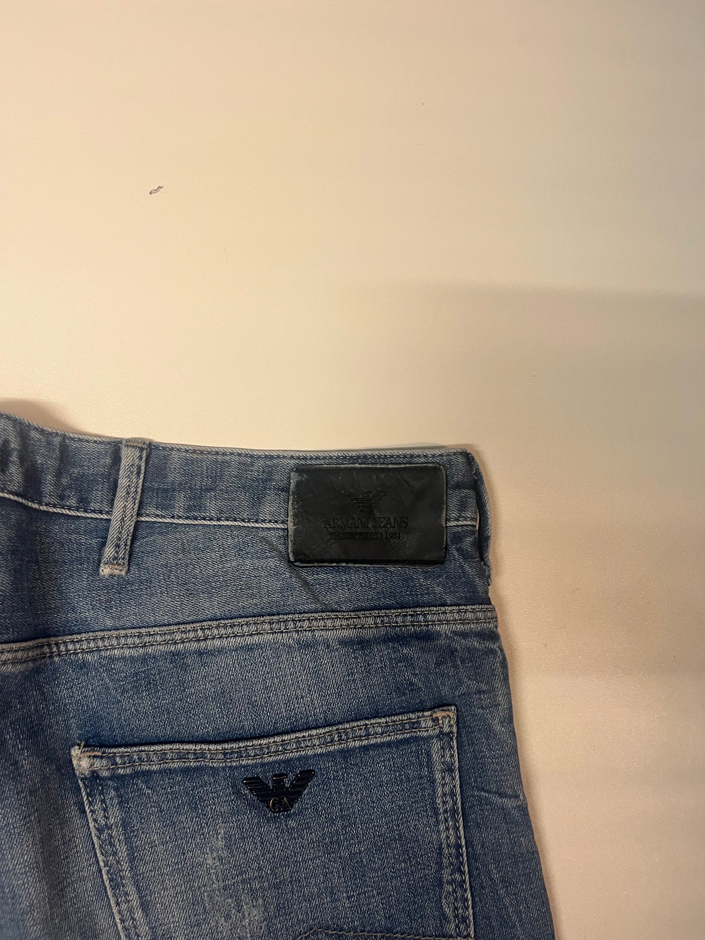 Vintage Armani Jeans 33 fit am 3955