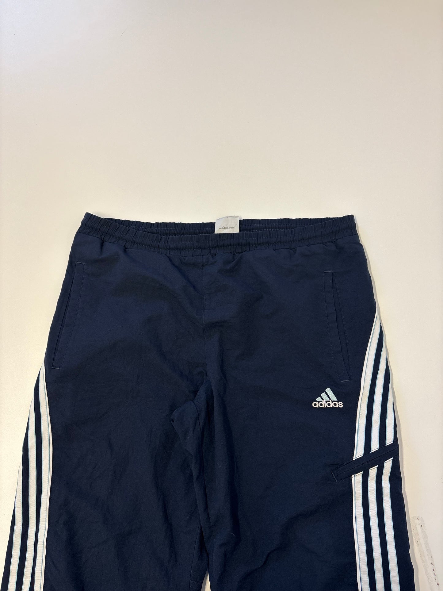 Adidas Vintage Trackpants L baggy Bund beschädigt 6928