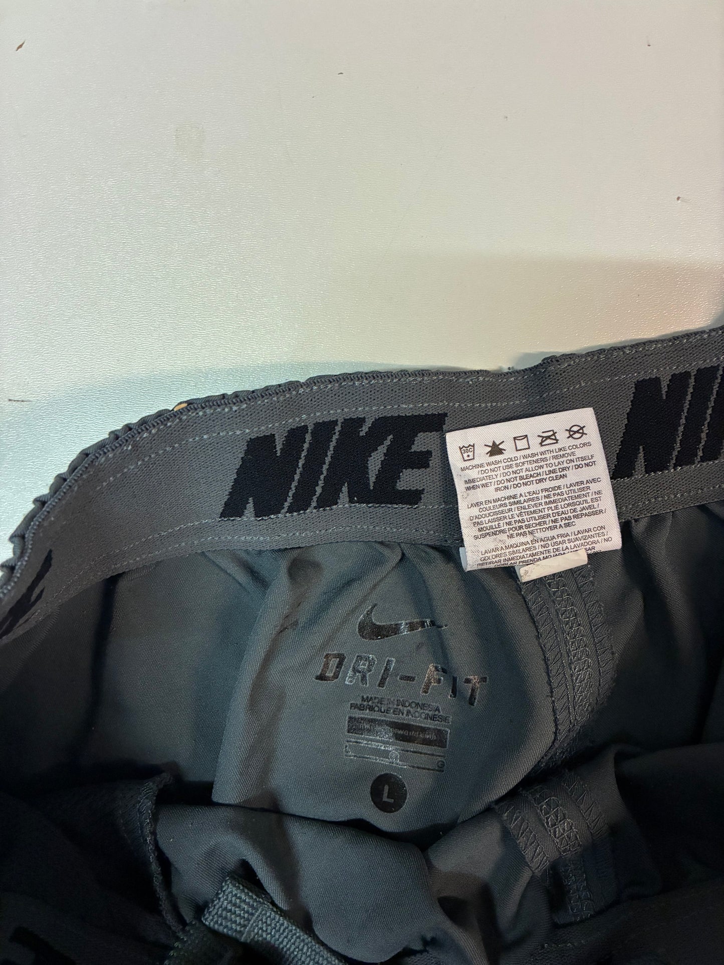 Vintage Nike Trackpants L 6446