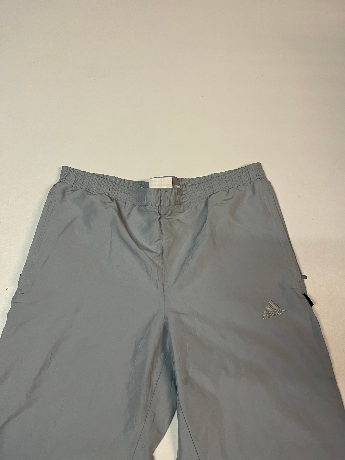 Adidas Vintage Trackpants L fit S-M ohne Seil 5184