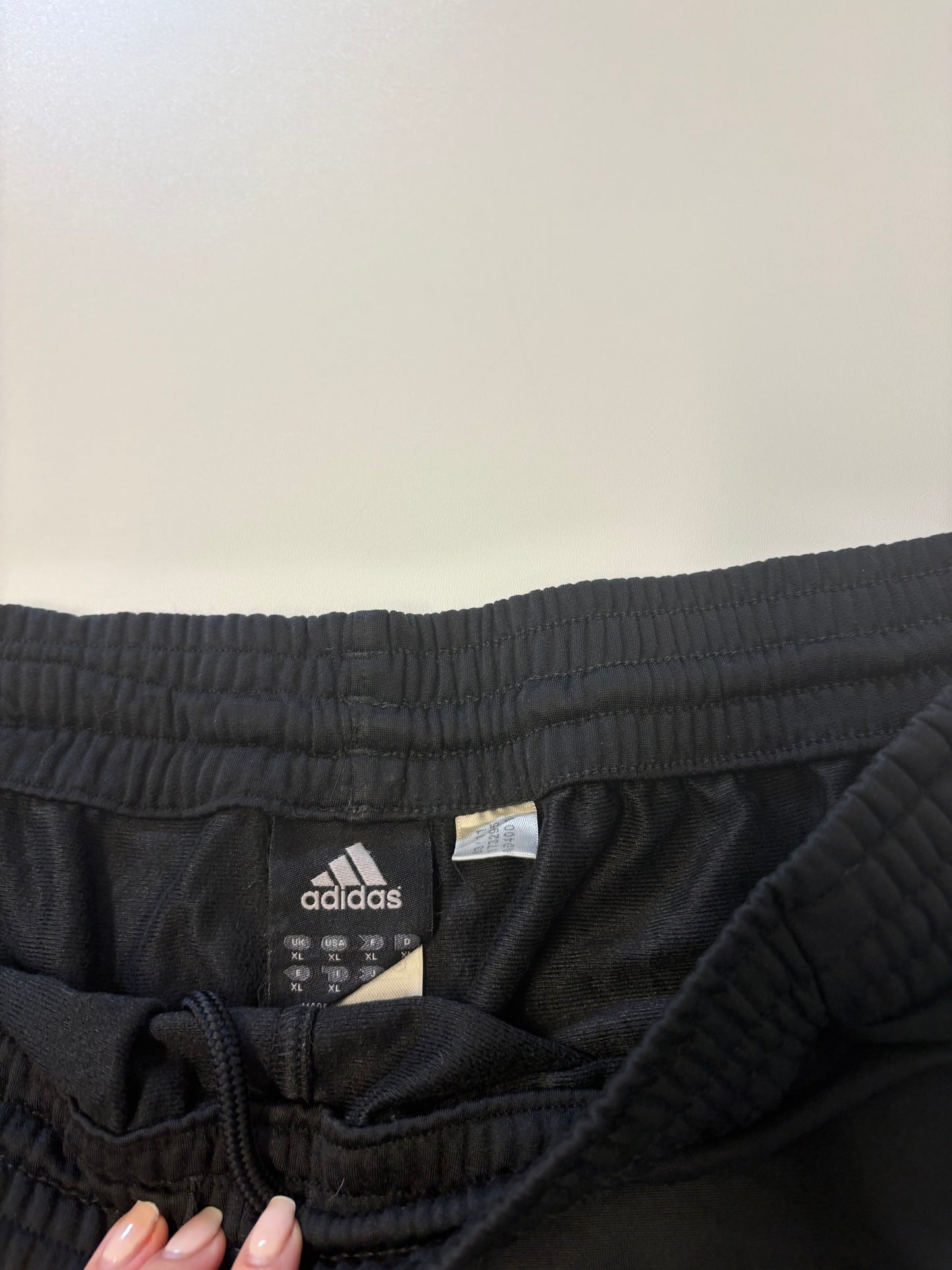 Adidas Vintage Trackpants xl baggy gekürzt 6883