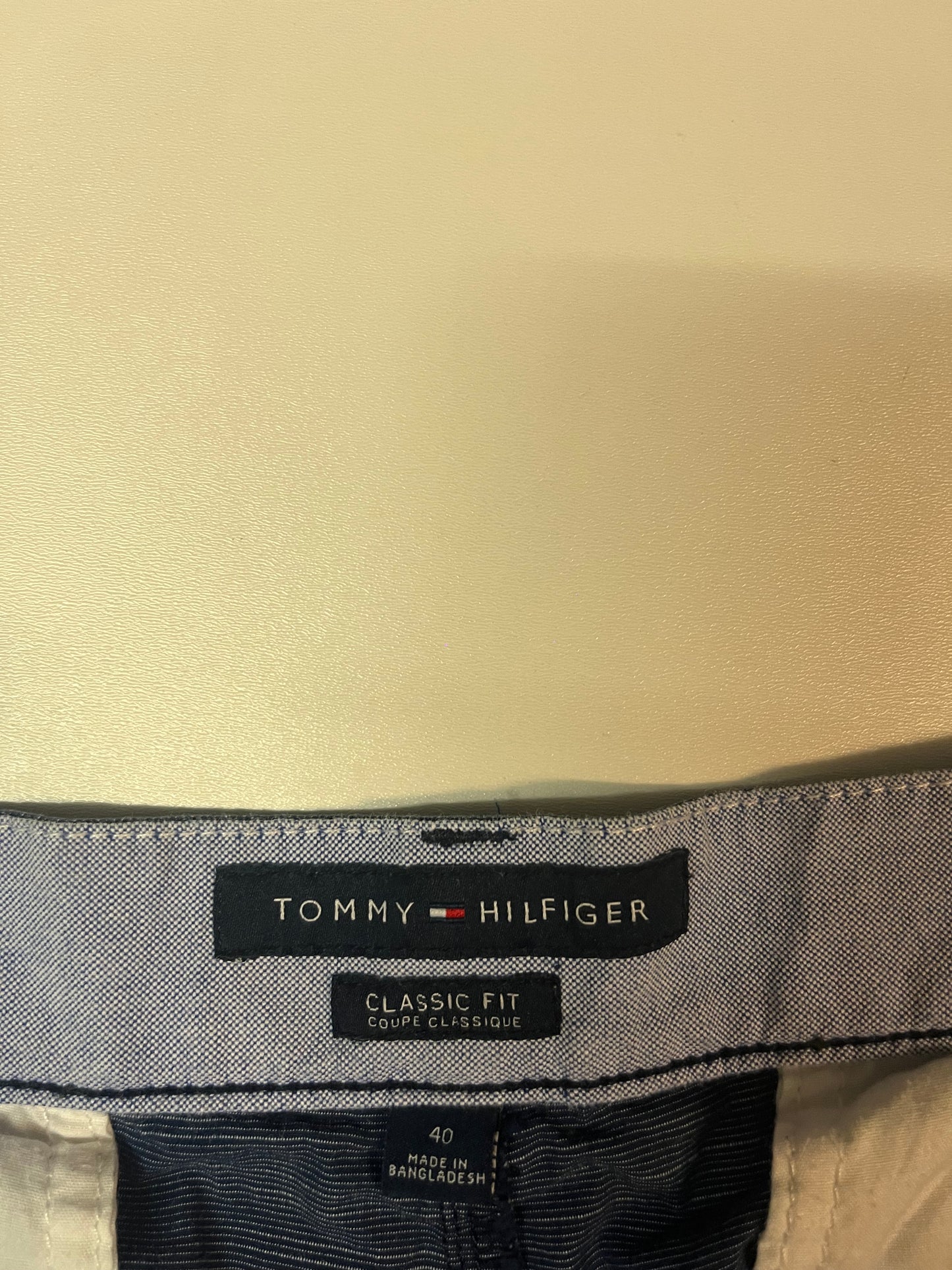 Vintage Tommy Hilfiger Shorts 40 3716