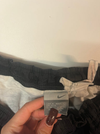 Vintage Nike Trackpants XL fit M 5554