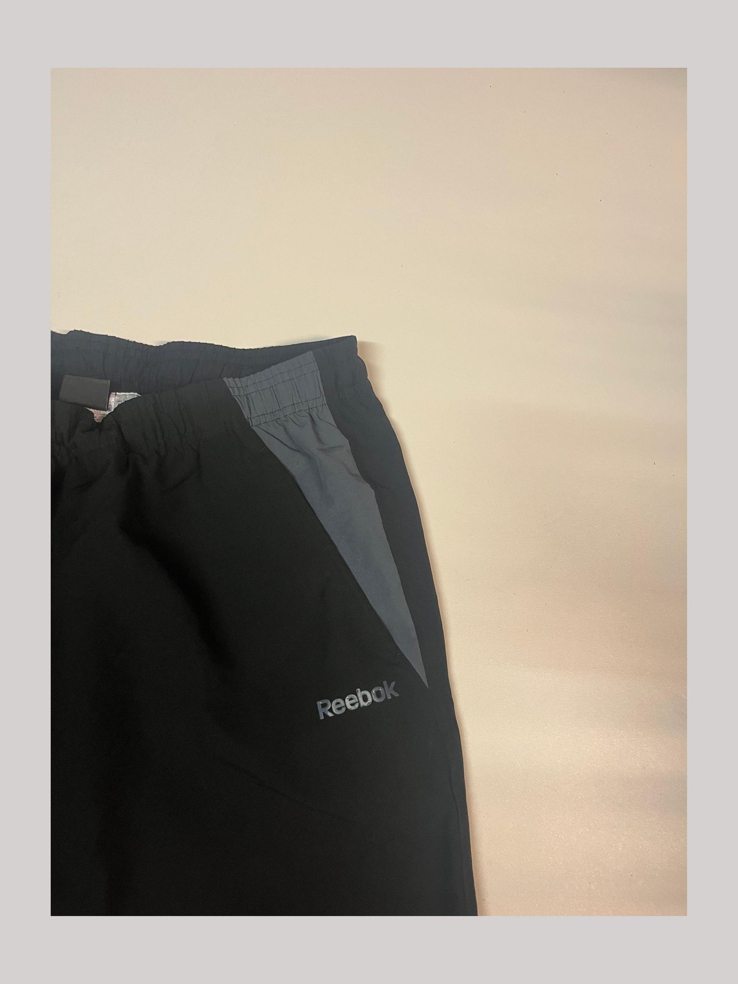 Vintage Reebok Trackpants baggy XL 3553