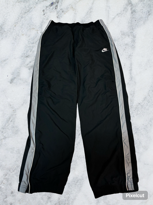 Vintage Nike Trackpants L fit M 6448