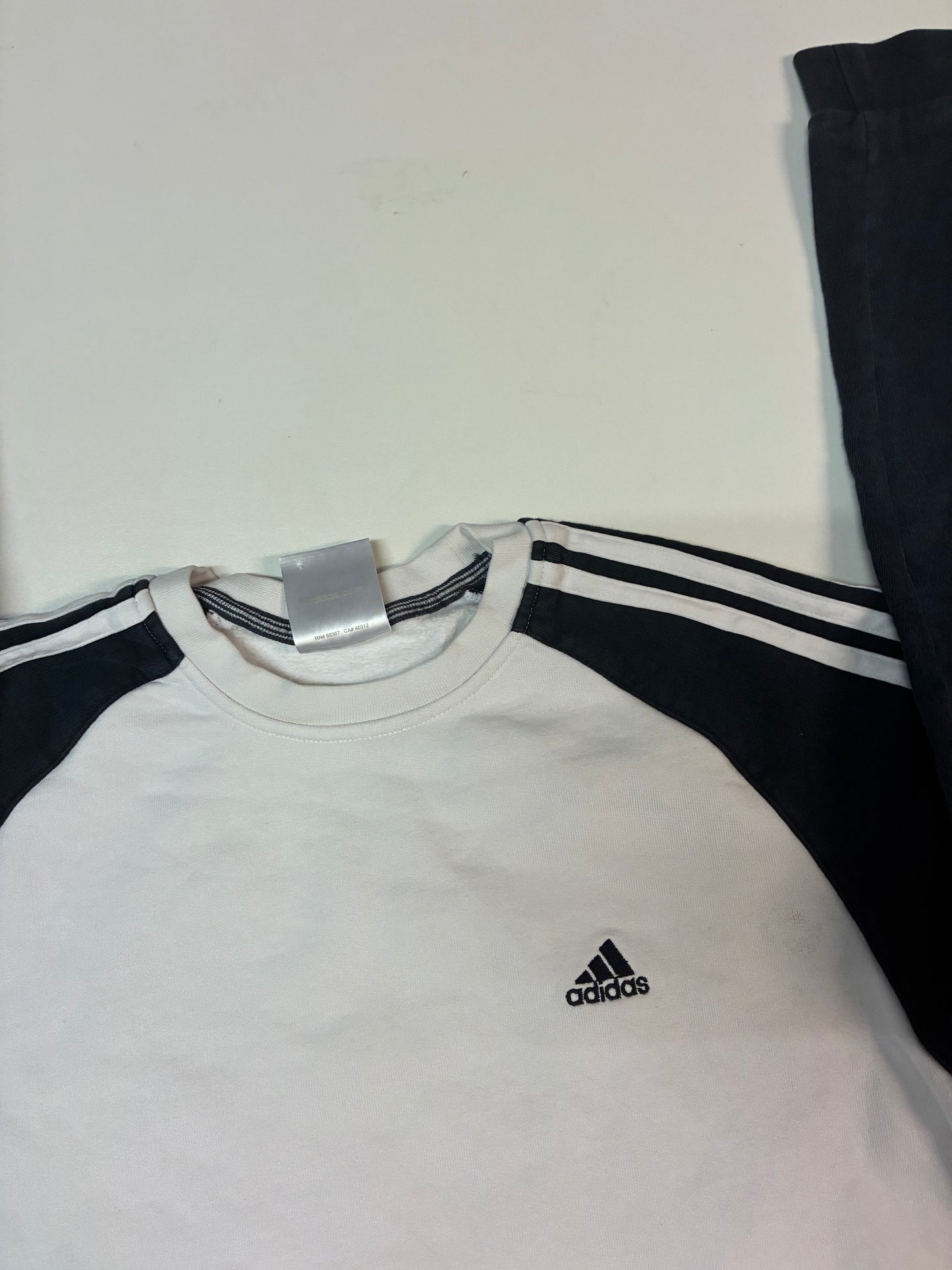 Vintage Adidas Sweatshirt S 6067