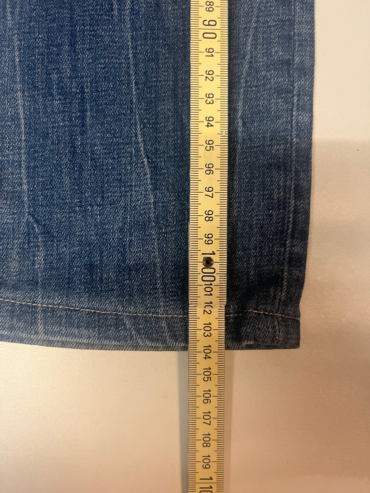 Vintage Armani Jeans 33 fit am 3955