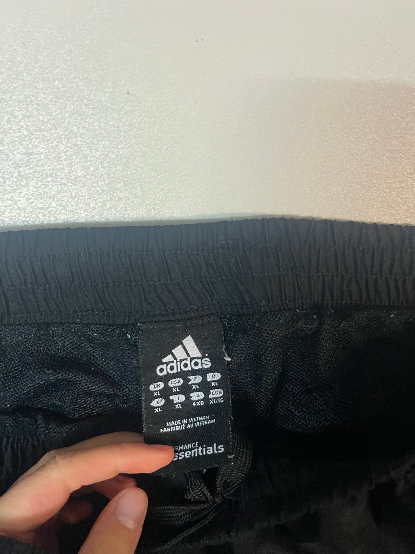 Vintage Adidas Trackpants baggy XL fit L 5777