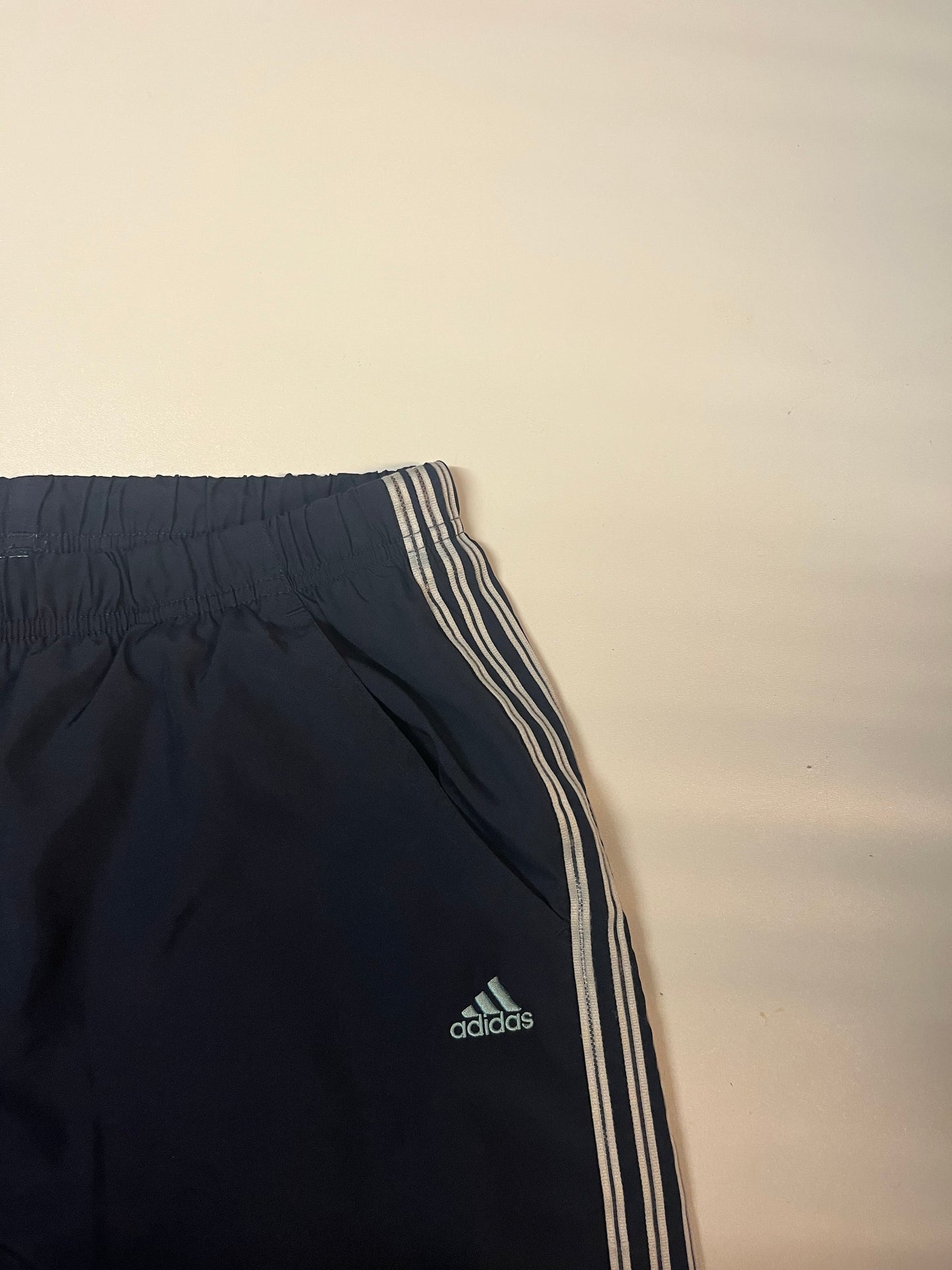 Vintage Adidas Trackpants L fit S 4408