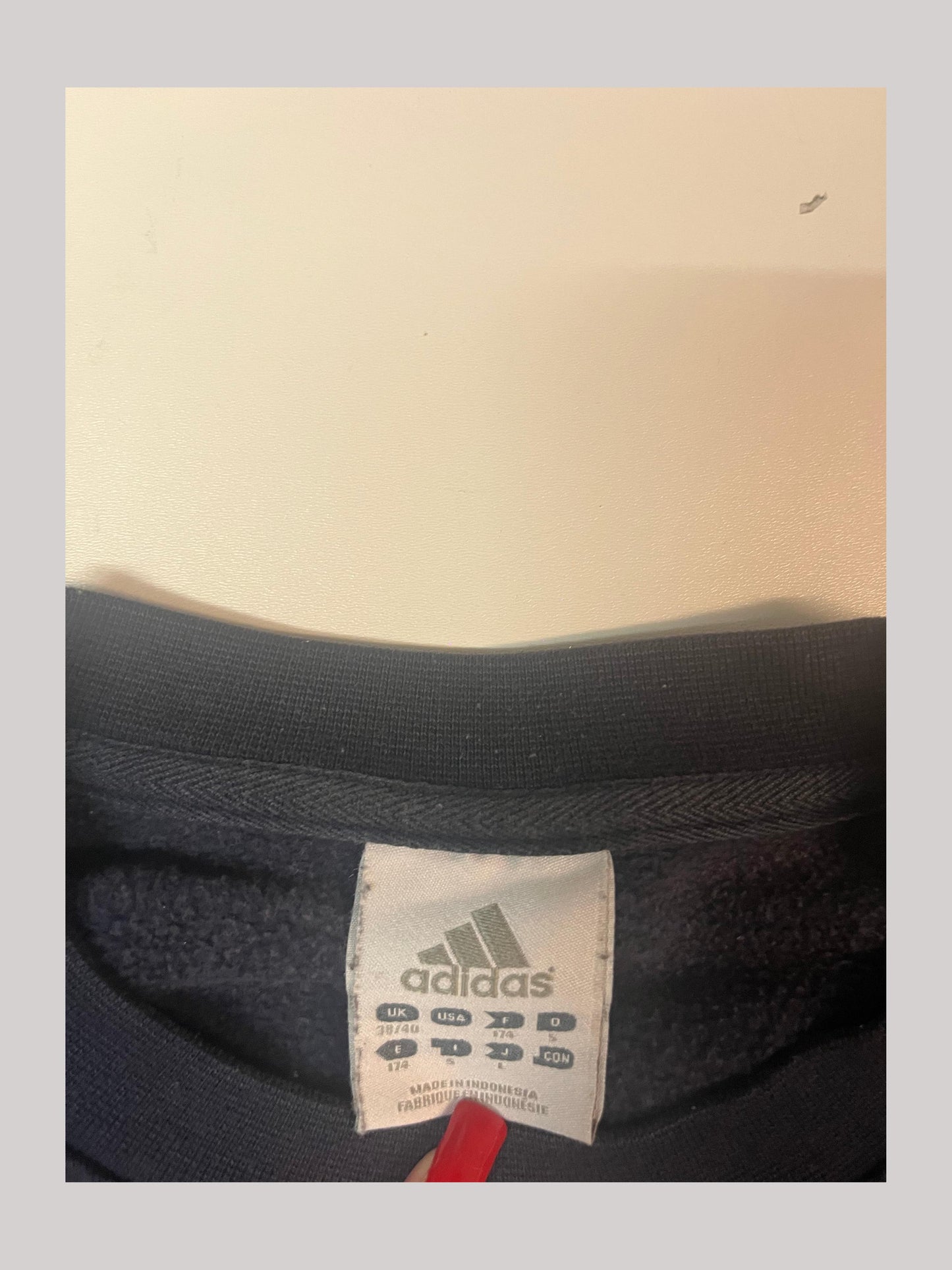 Vintage Adidas Sweater M - L 4561