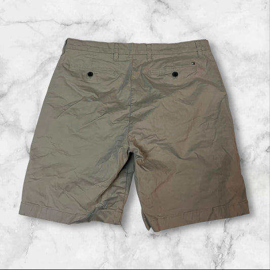 Vintage Tommy Hilfiger Shorts 34 3707