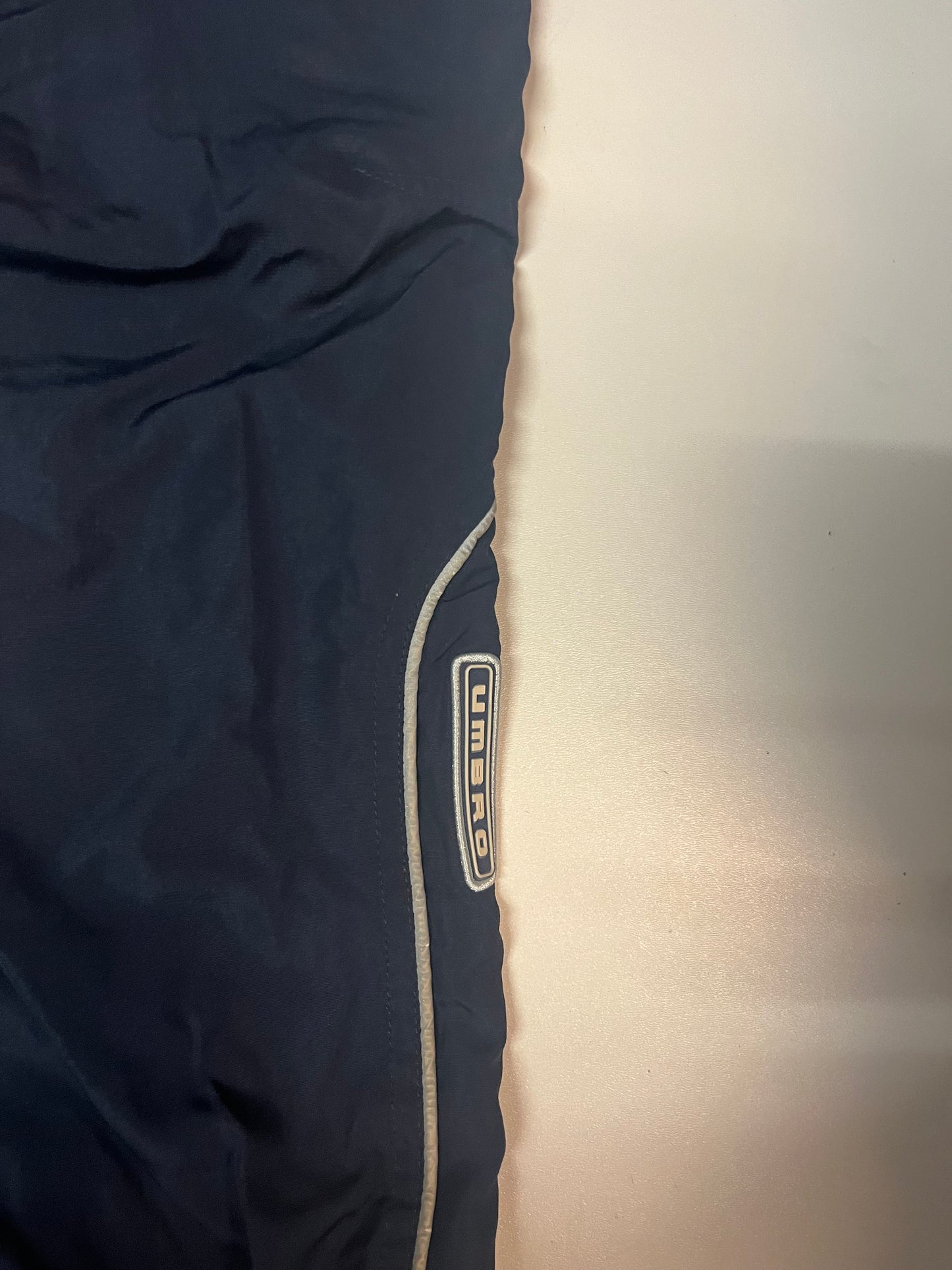 Vintage Umbro Trackpants XL fit L 4864