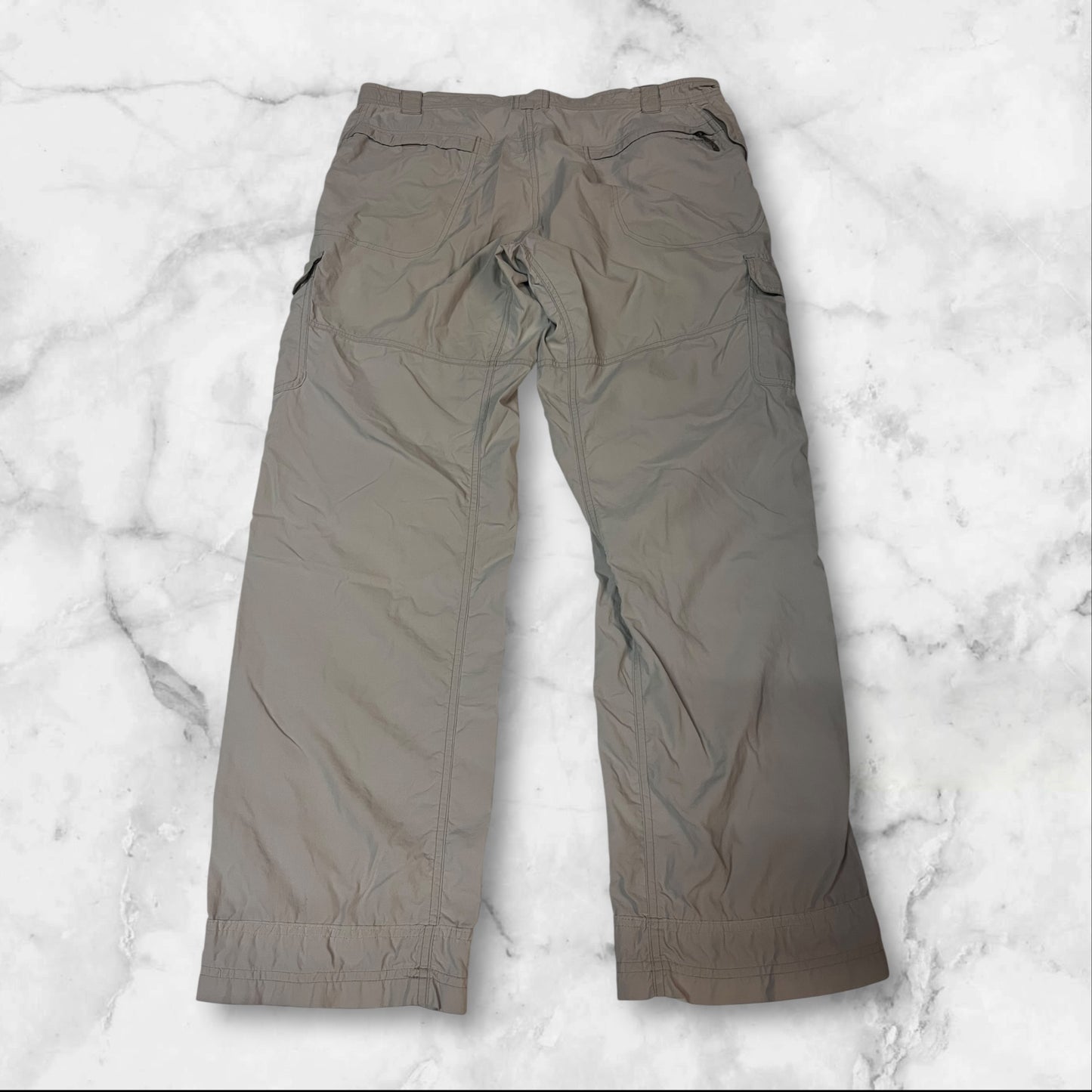 Vintage Columbia Cargo Hose L 4024