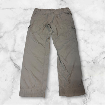 Vintage Columbia Cargo Hose L 4024
