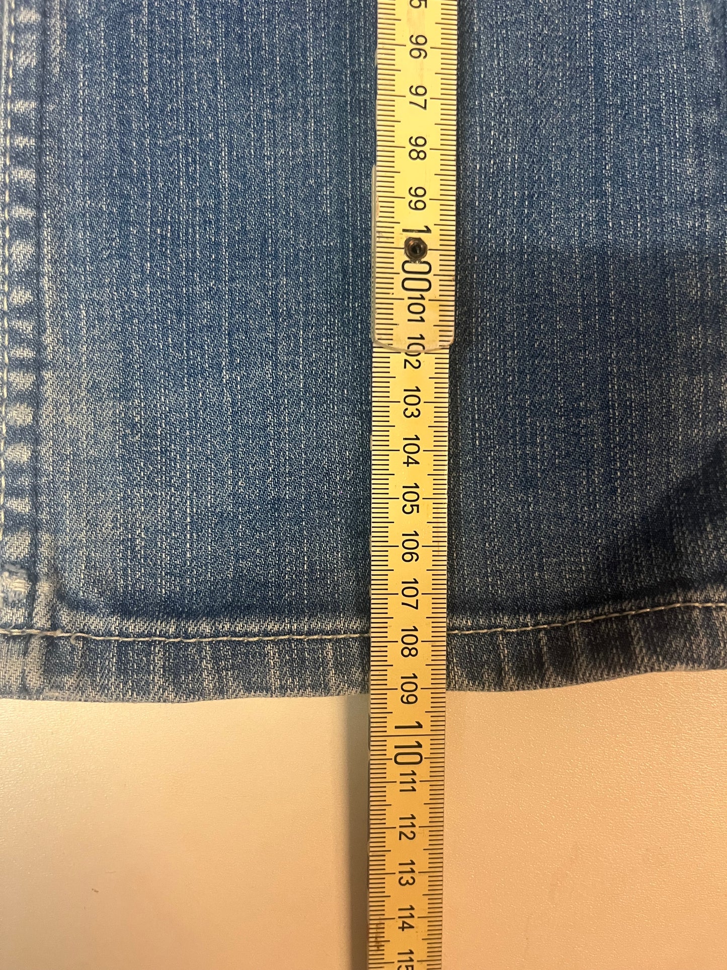 Vintage Tommy Hilfiger Jeans 30/34 fit L 3942