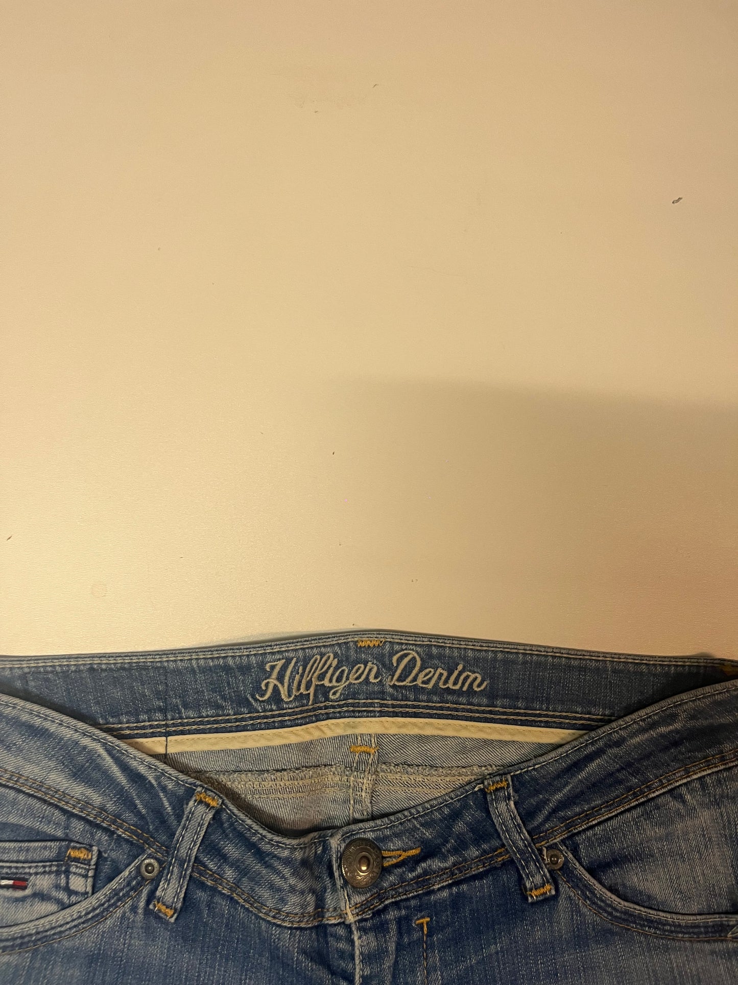 Vintage Tommy Hilfiger Jeans 30/34 fit L 3942