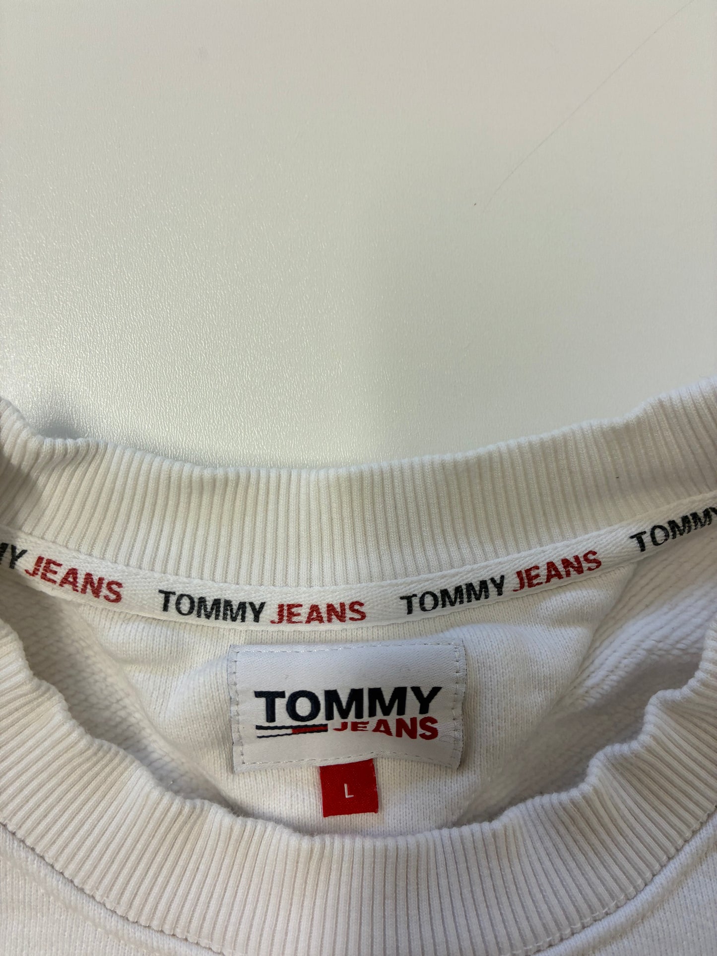 Vintage Tommy Hilfiger Sweatshirt L fit M 6665