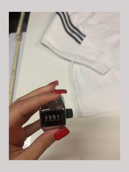 Vintage Adidas Sweater M 4551