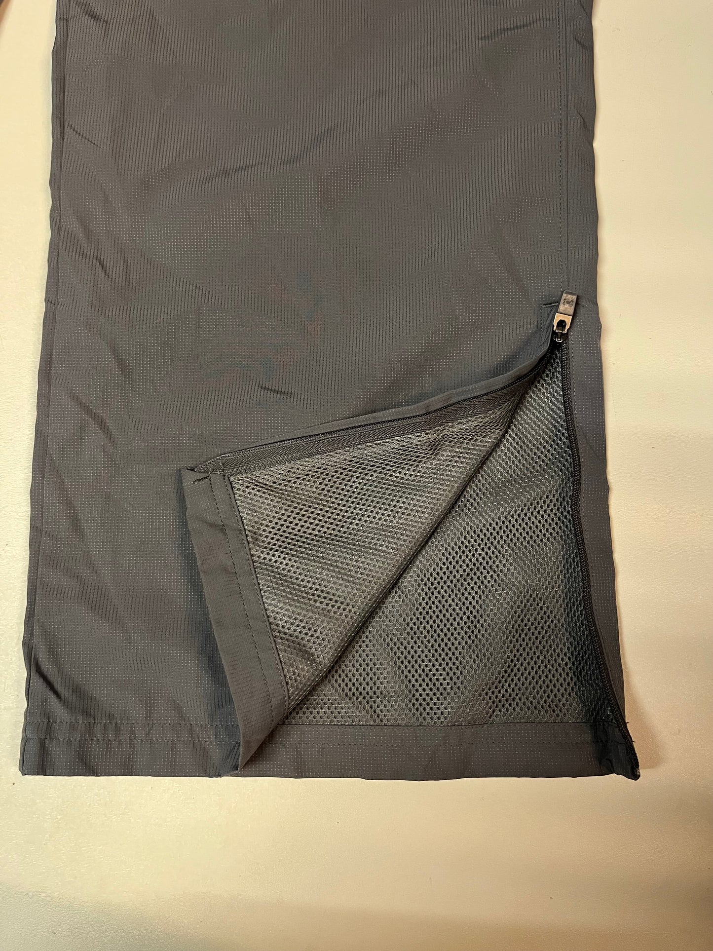 Under Amour Vintage Trackpants L baggy 4113