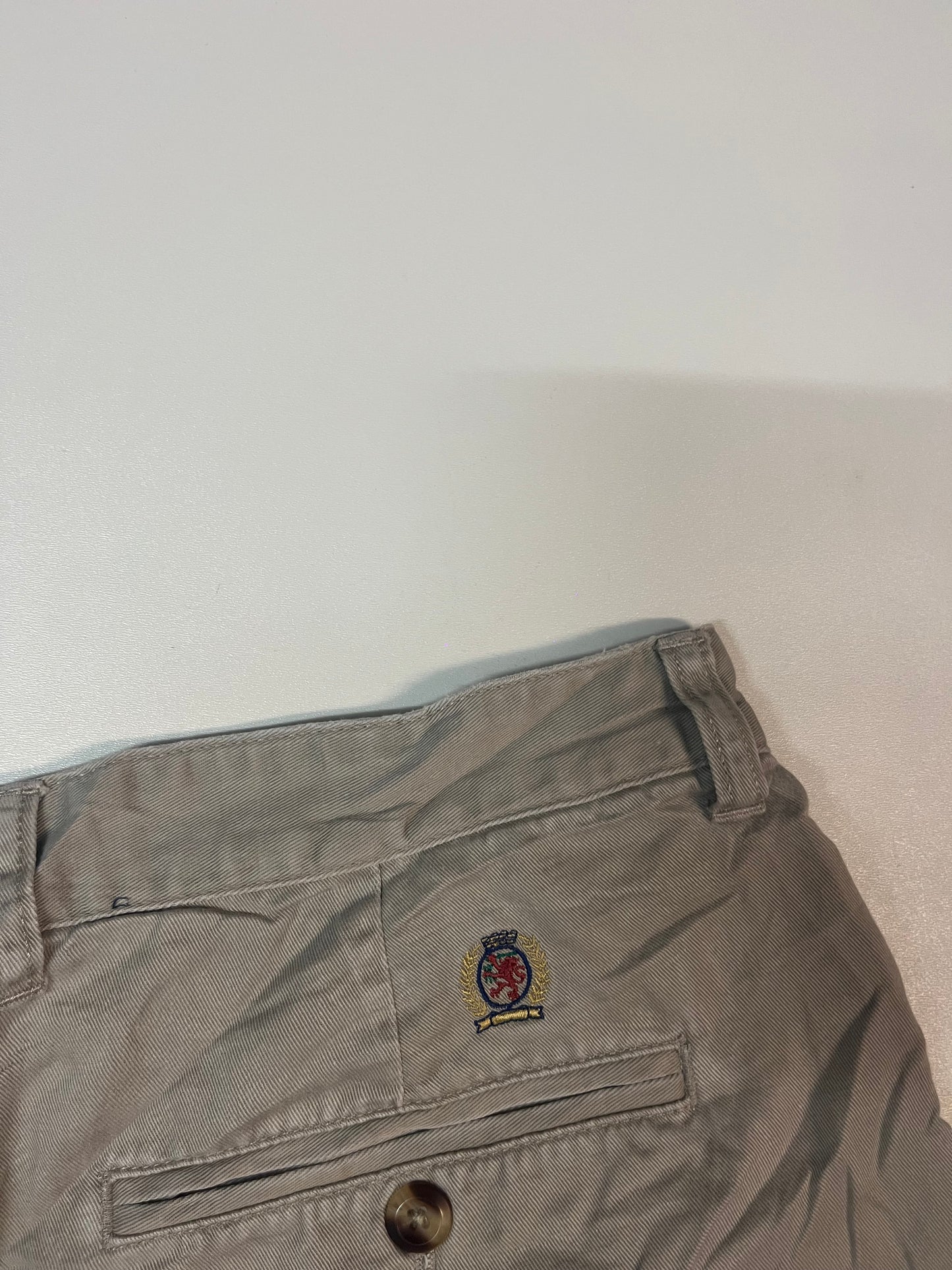 Vintage Tommy Hilfiger Shorts 38 3686