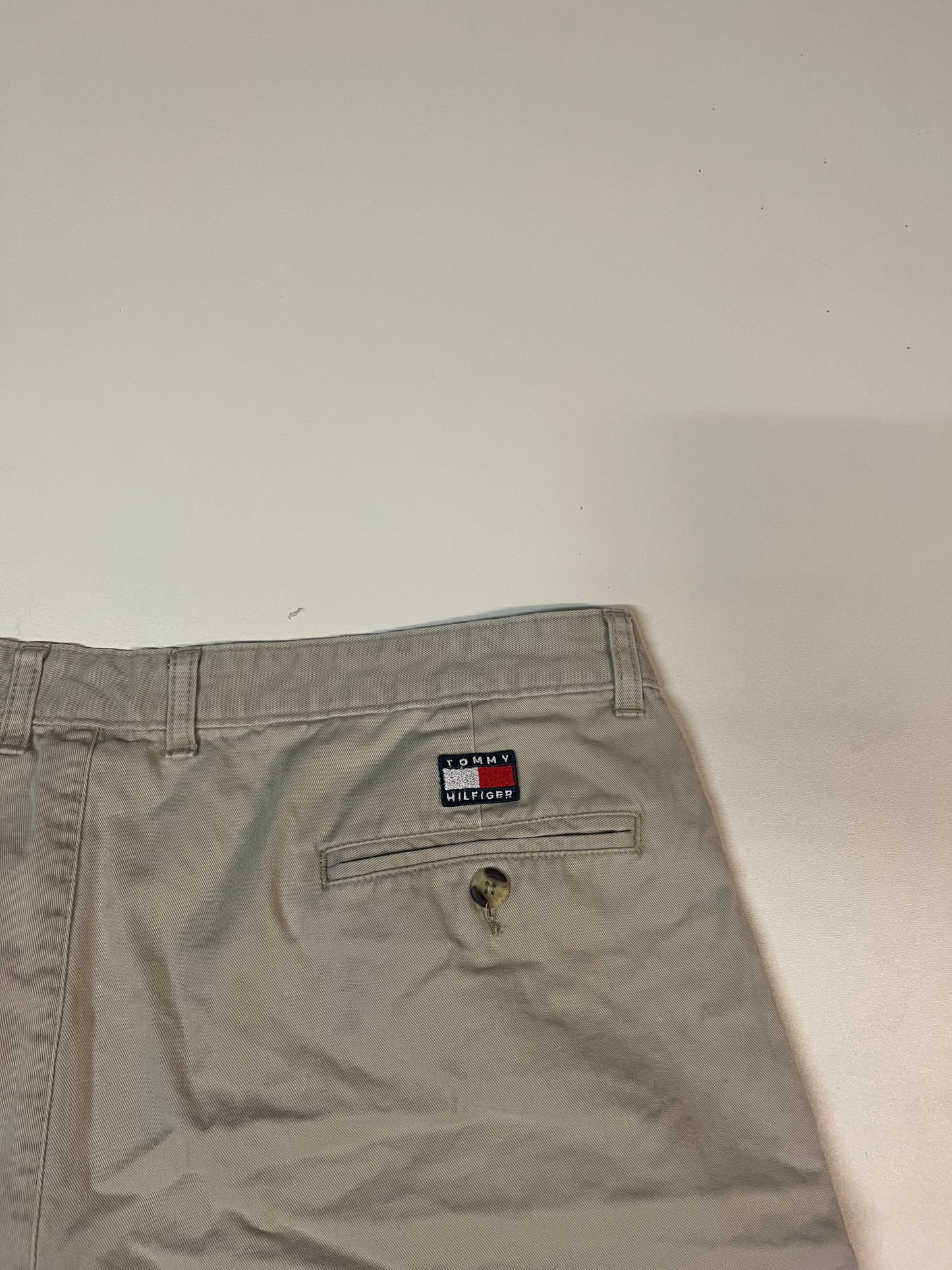 Vintage Tommy Hilfiger Shorts 40 3725
