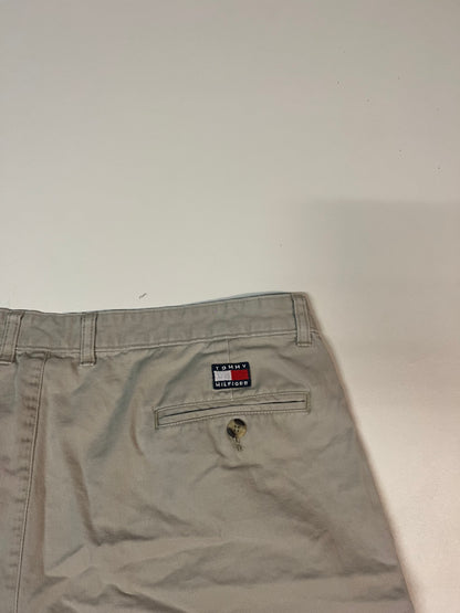 Vintage Tommy Hilfiger Shorts 40 3725