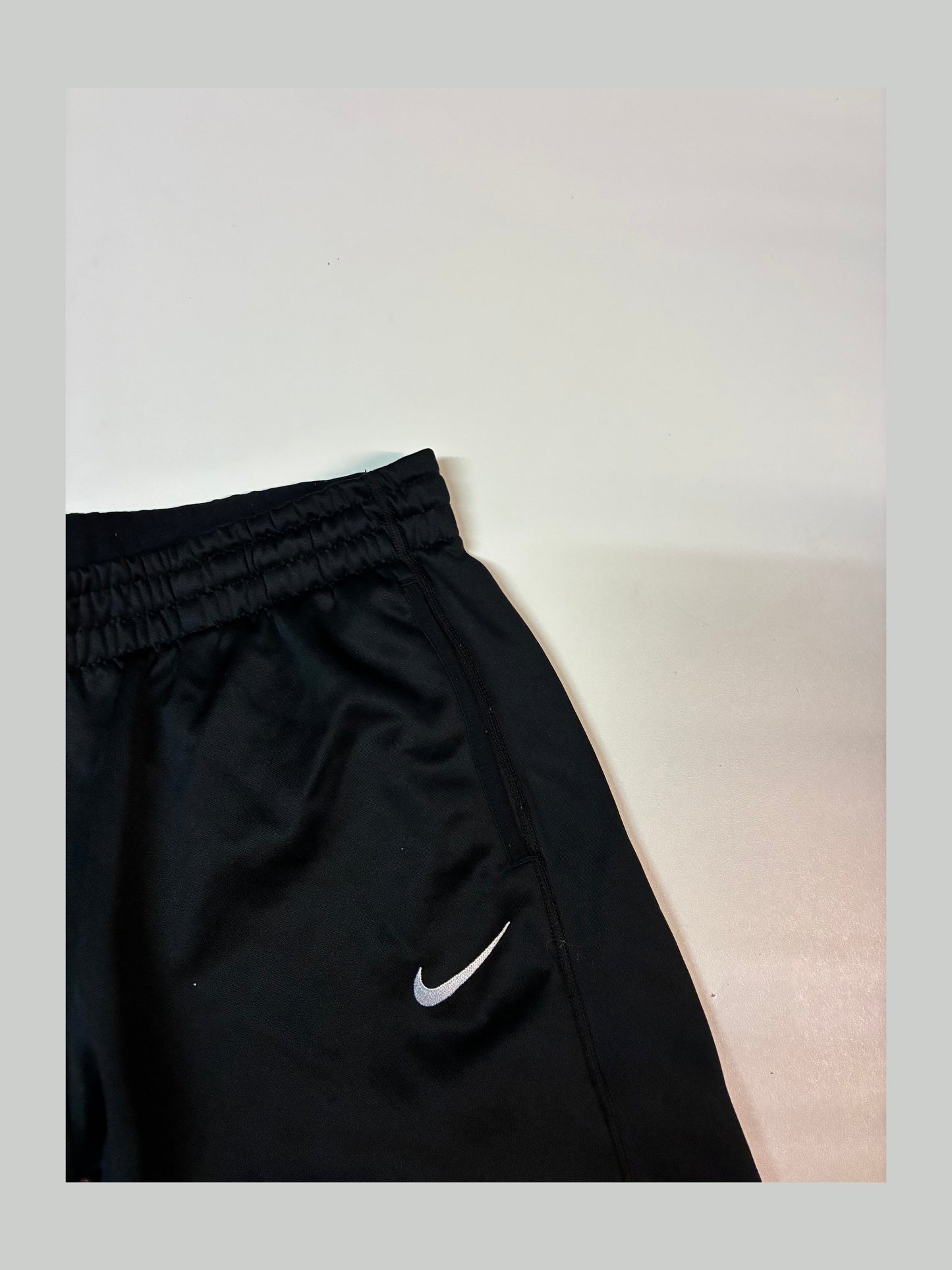 Vintage Nike Trackpants L gefüttert 6449