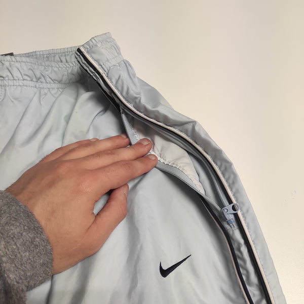 Nike Vintage Trackpants Babyblue  L Baggy Nylon Stoff aus Regenjacke #8109