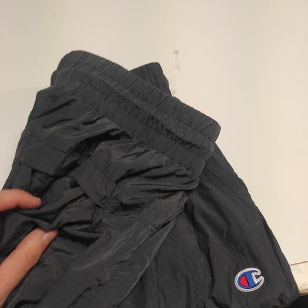 Champion Vintage Trackpants M Baggy Nylon Stoff aus Regenjacke #6919