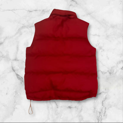 Entdecke unsere Vintage Track Pants von Nike und anderen Marken, erhältlich bei Valuxery.de - Dein Shop für trendige Vintage - Kleidung. Unsere Track Pants sind aus hochwertigen Materialien und