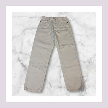 Entdecke unsere Vintage Track Pants von Nike und anderen Marken, erhältlich bei Valuxery.de - Dein Shop für trendige Vintage - Kleidung. Unsere Track Pants sind aus hochwertigen Materialien und