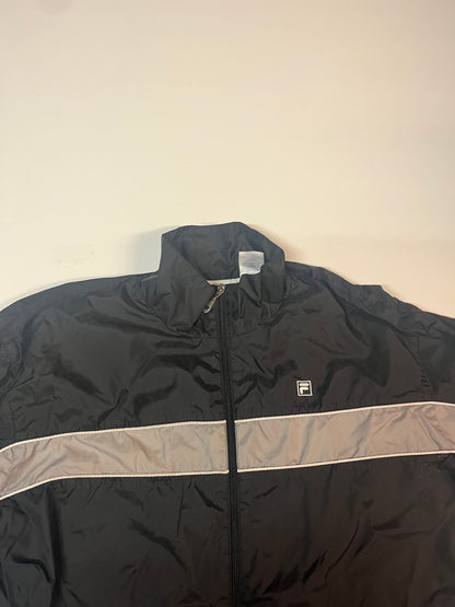 Entdecke unsere Vintage Track Pants von Nike und anderen Marken, erhältlich bei Valuxery.de - Dein Shop für trendige Vintage - Kleidung. Unsere Track Pants sind aus hochwertigen Materialien und