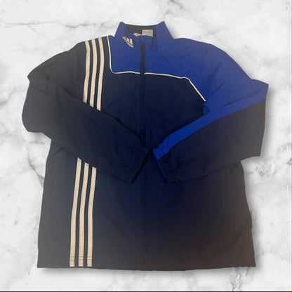 Entdecke unsere Vintage Track Pants von Nike und anderen Marken, erhältlich bei Valuxery.de - Dein Shop für trendige Vintage - Kleidung. Unsere Track Pants sind aus hochwertigen Materialien und