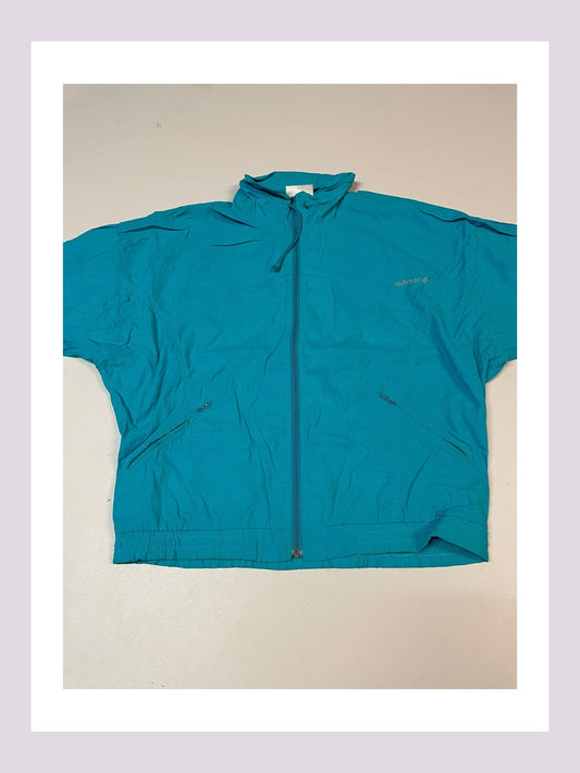 Entdecke unsere Vintage Track Pants von Nike und anderen Marken, erhältlich bei Valuxery.de - Dein Shop für trendige Vintage - Kleidung. Unsere Track Pants sind aus hochwertigen Materialien und