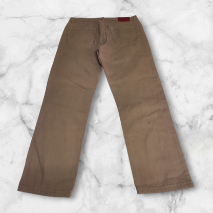 Entdecke unsere Vintage Track Pants von Nike und anderen Marken, erhältlich bei Valuxery.de - Dein Shop für trendige Vintage - Kleidung. Unsere Track Pants sind aus hochwertigen Materialien und