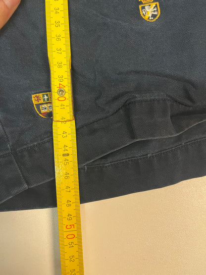 Entdecke unsere Vintage Track Pants von Nike und anderen Marken, erhältlich bei Valuxery.de - Dein Shop für trendige Vintage - Kleidung. Unsere Track Pants sind aus hochwertigen Materialien und