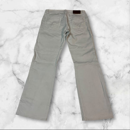 Entdecke unsere Vintage Track Pants von Nike und anderen Marken, erhältlich bei Valuxery.de - Dein Shop für trendige Vintage - Kleidung. Unsere Track Pants sind aus hochwertigen Materialien und