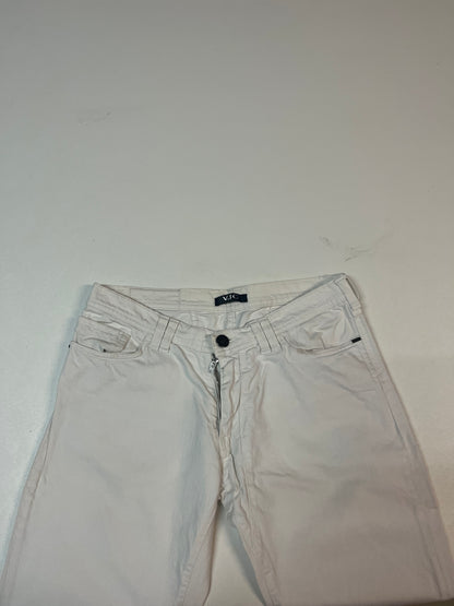 Entdecke unsere Vintage Track Pants von Nike und anderen Marken, erhältlich bei Valuxery.de - Dein Shop für trendige Vintage - Kleidung. Unsere Track Pants sind aus hochwertigen Materialien und